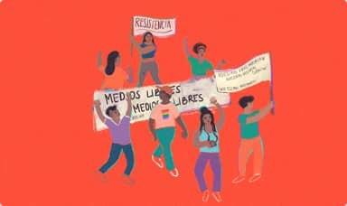 Illustration of a diverse group of people protesting against a red background, holding up banners that read “Medios Libres” and “Resistencia.” The group appears energetic and unified, symbolizing freedom of the press and collective resistance.